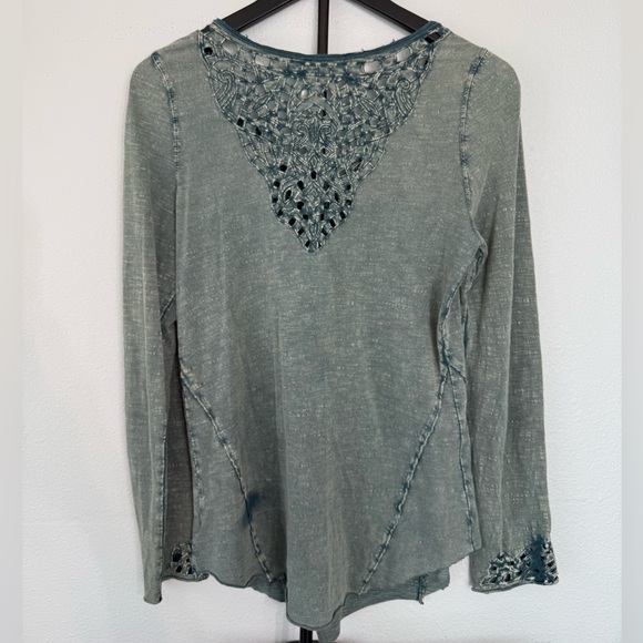 Free People Luna Long Sleeve Embroidered Eyelet Top Size L - Picture 14 of 16